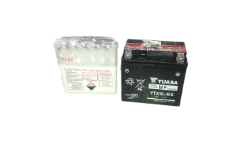 аккумулятор  12W 5А №19 YUASA MF (1139560) сухозяряженный с электролитом